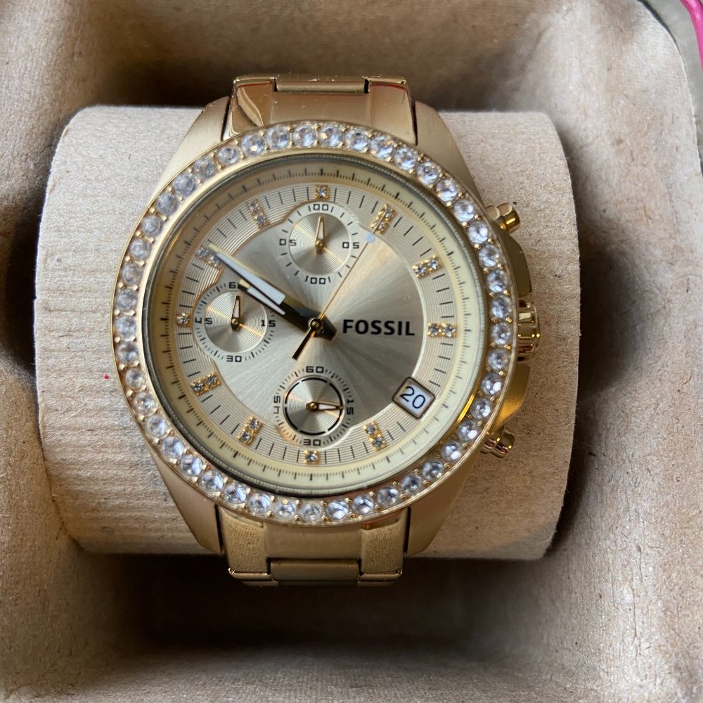 Fossil Decker Chronograph, Casual Style Watch Gold-Tone